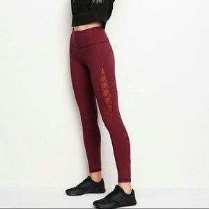 Victoria’s Secret Sport Knockout Leggings